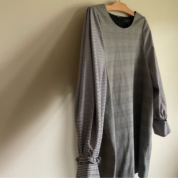 BCBGMaxazria Plaid Shift Dress Long Sleeve Mini Prep Tartan Grey White Large - Picture 9 of 13